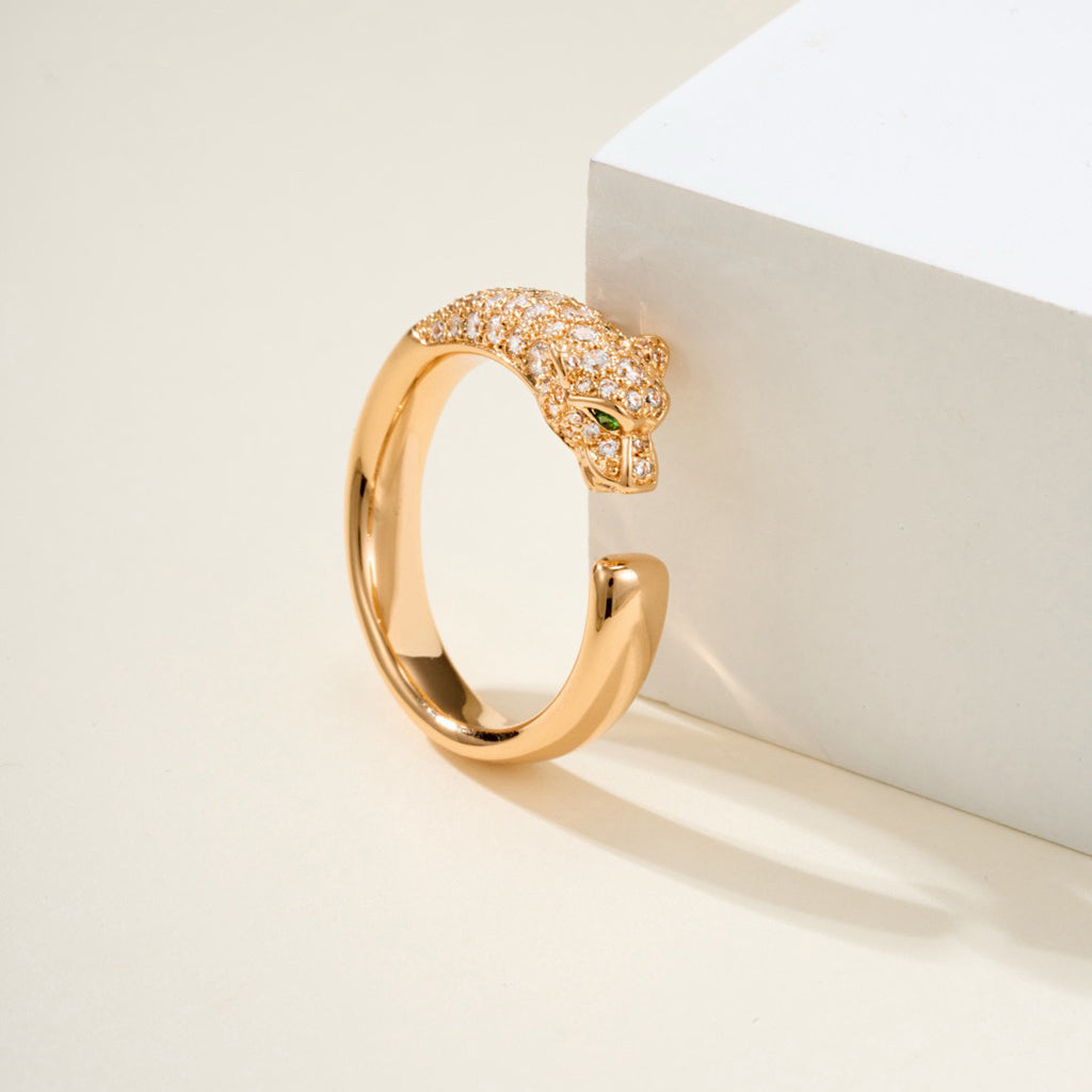 [Amore]PANTHERE HALF DIAMOND SMALL RING
