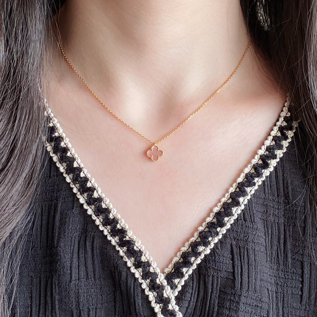 [Amore]CLOVER 9.5MM PINK MOTHER OF PEARL SINGLE FLOWER NECKLACE