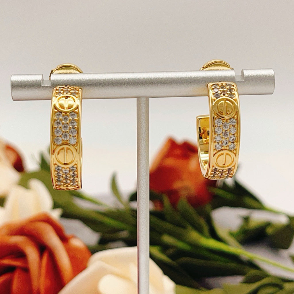 [Amore]LOVE 5.5MM DIAMOND PAVED EARRINGS