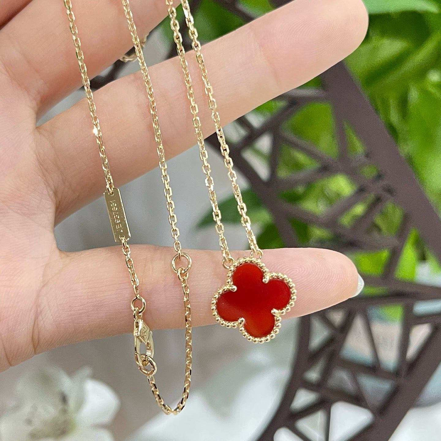 [Amore]CLOVER 15MM CARNELIAN SINGLE FLOWER NECKLACE