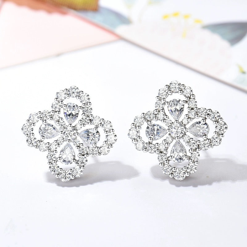 [Amore]LOOP EARRINGS FULL MOTIF DIAMOND 16MM