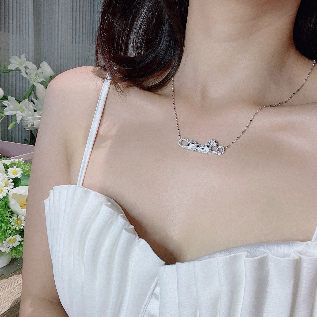[Amore]PANTHERE PAVED DIAMOND NECKLACE