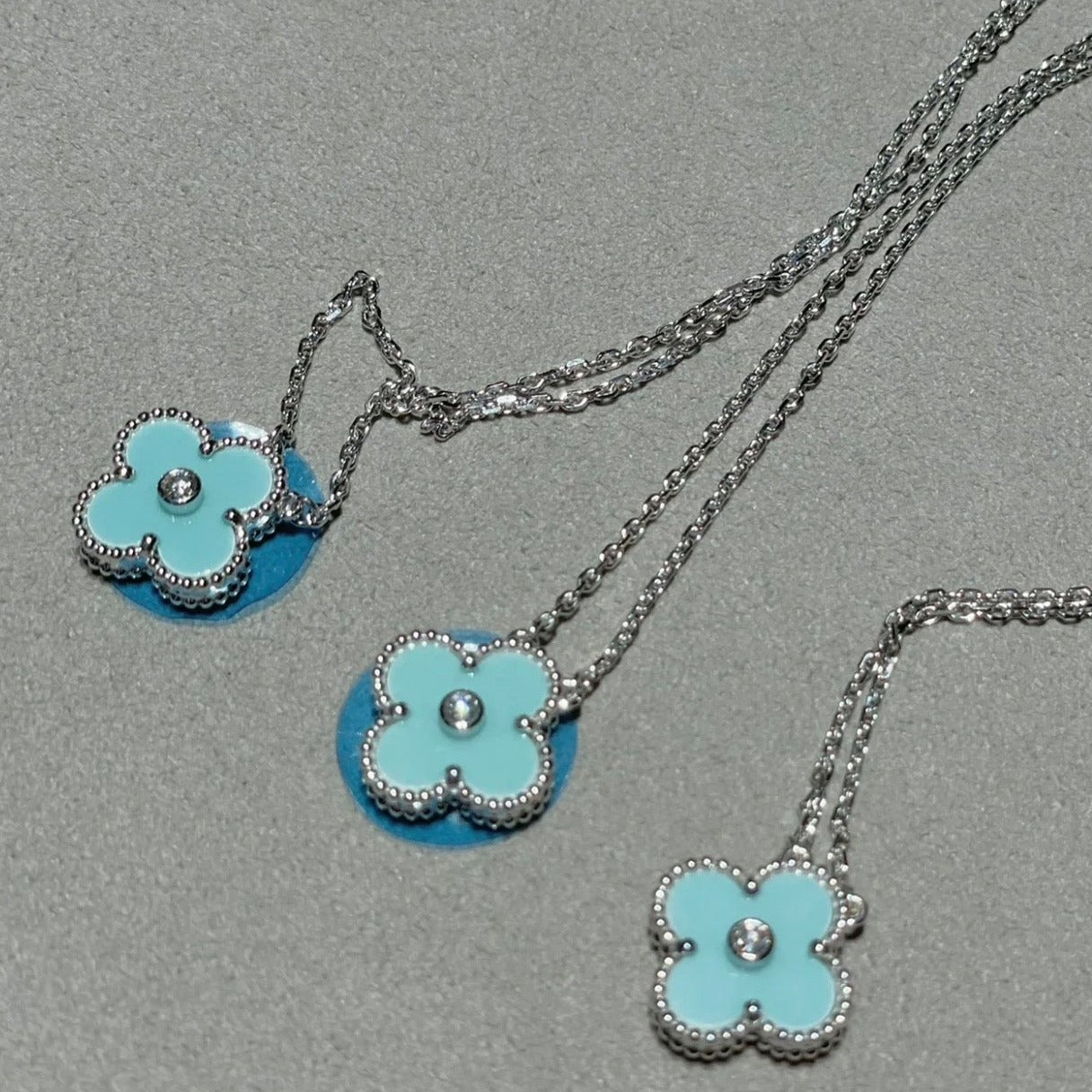 [Amore]CLOVER 1 DIAMOND LIGHT BLUE SILVER NECKLACE