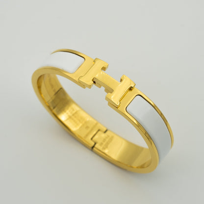 [Amore]H WHITE BRACELET