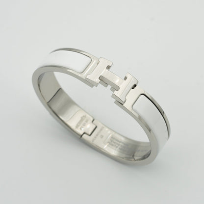 [Amore]H WHITE BRACELET