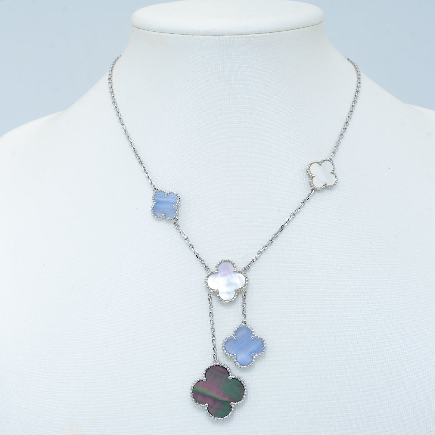 [Amore]CLOVER MOP CHALCEDONY NECKLACE SILVER 6 MOTIF