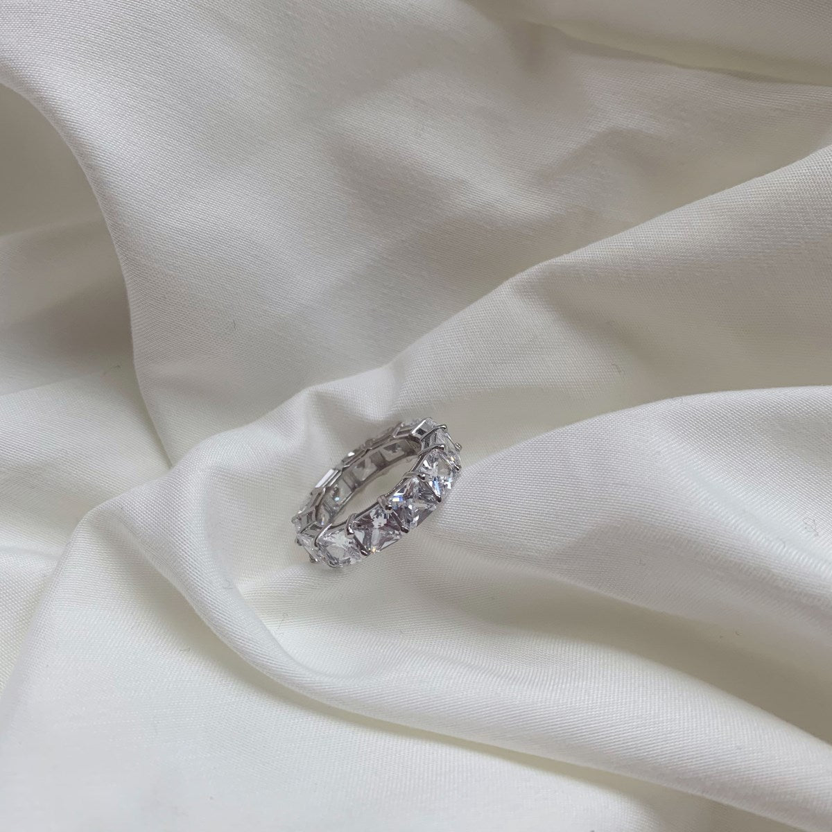 [Amore]Elegant Princess Cut Tennis Ring