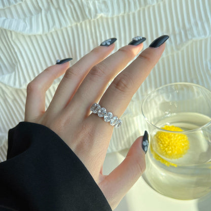[Amore]Dainty Elongated Cushion Cut Tennis Ring