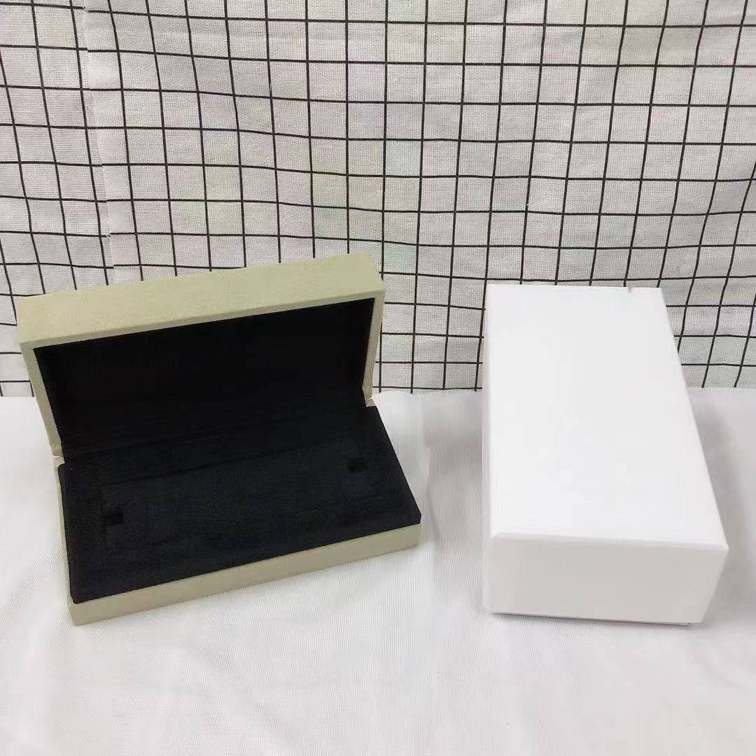 [Amore] VA CLOVER BOX GIFT BAG