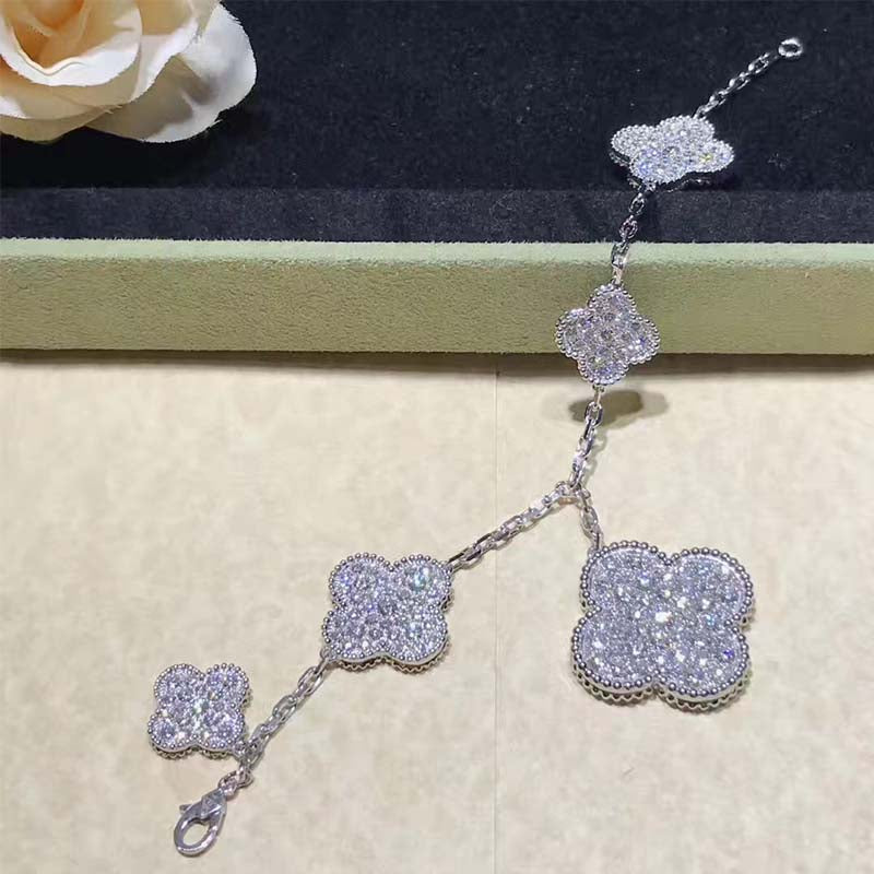 [Amore]CLOVER 6 MOTIFS SILVER DIAMOND BRACELET