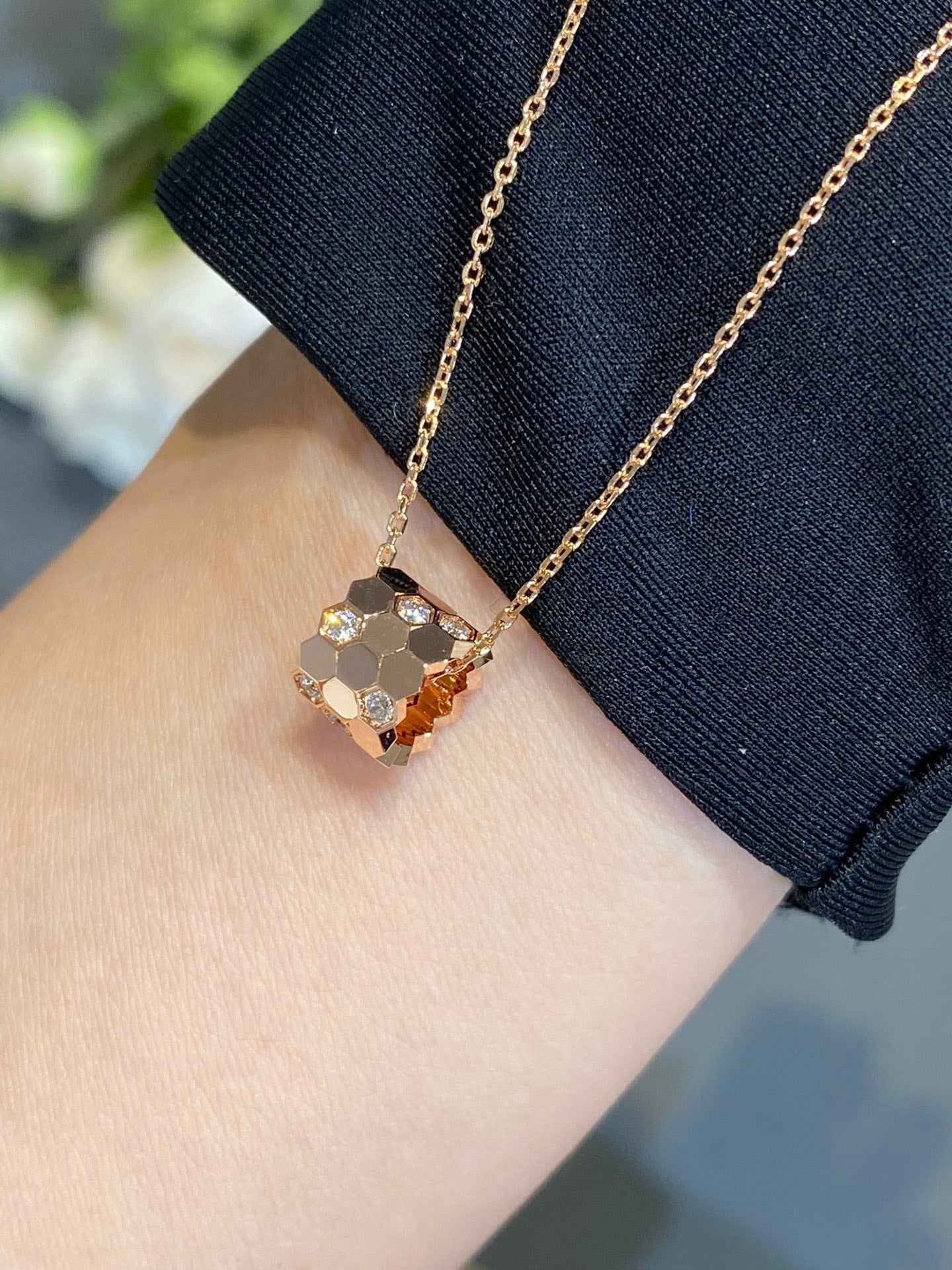 [Amore]BEE LOVE DIAMOND NECKLACE