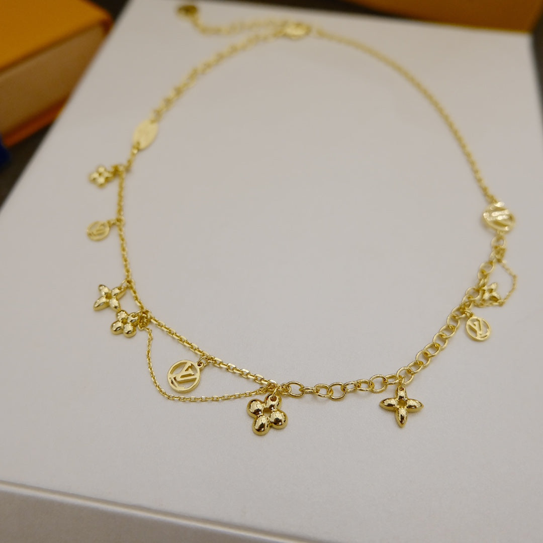 [Amore]BLOOMING SUPPLE NECKLACE BRASS