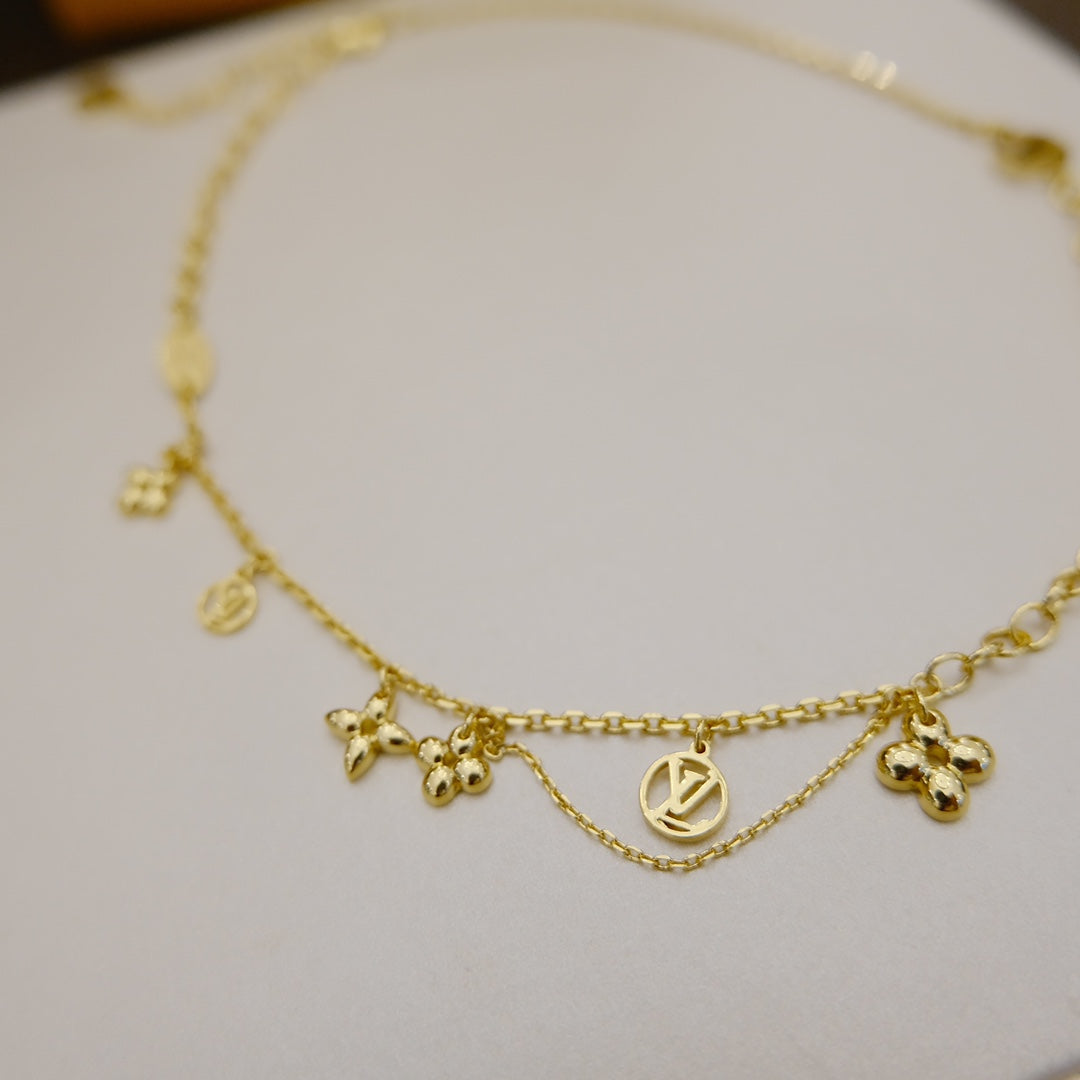 [Amore]BLOOMING SUPPLE NECKLACE BRASS