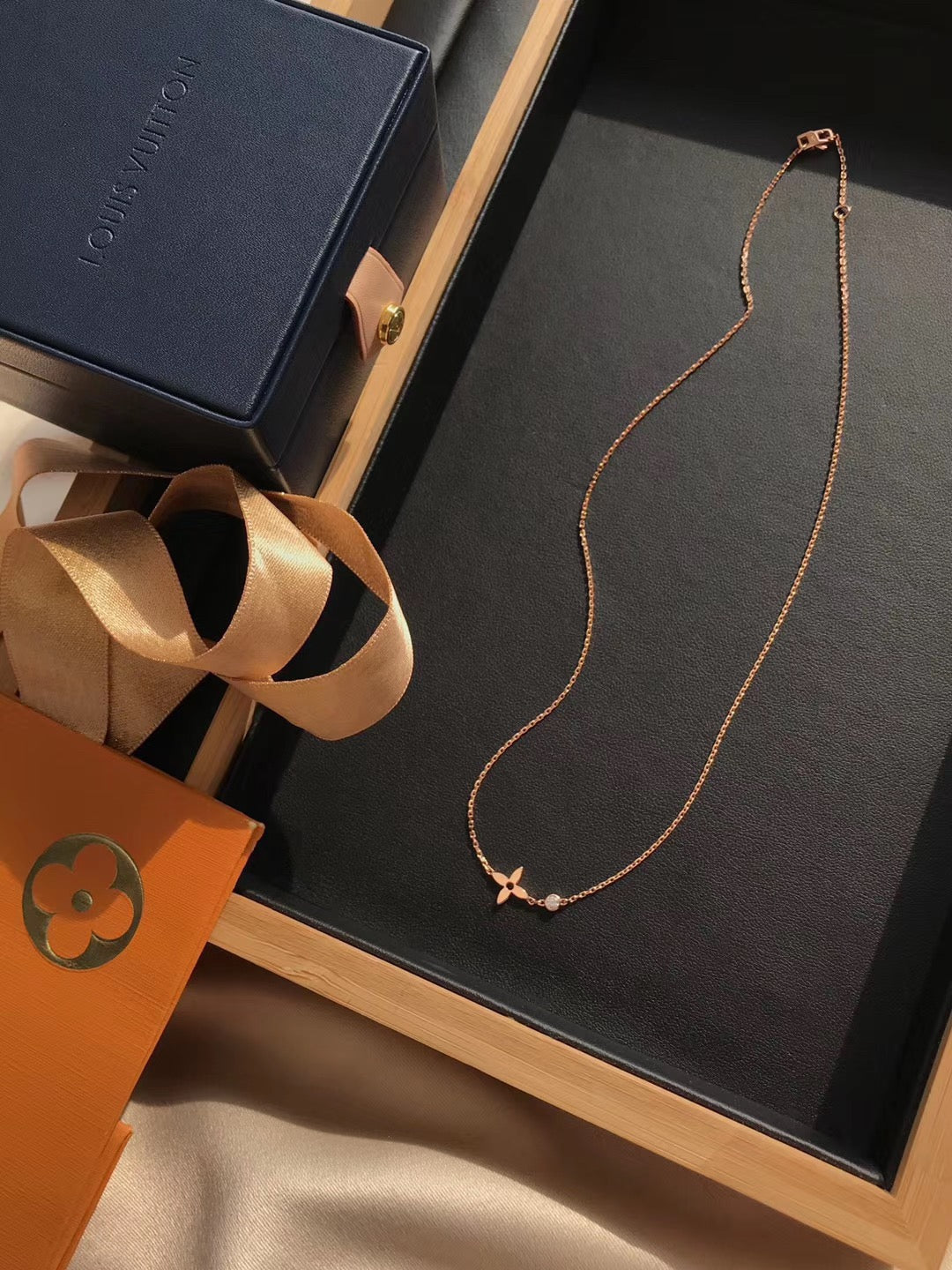 [Amore]BLOSSOM PENDANT PINK GOLD AND DIAMOND