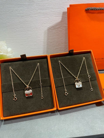 [Amore]H CIRCE MOISSANITE PENDANT NECKLACE GOLD