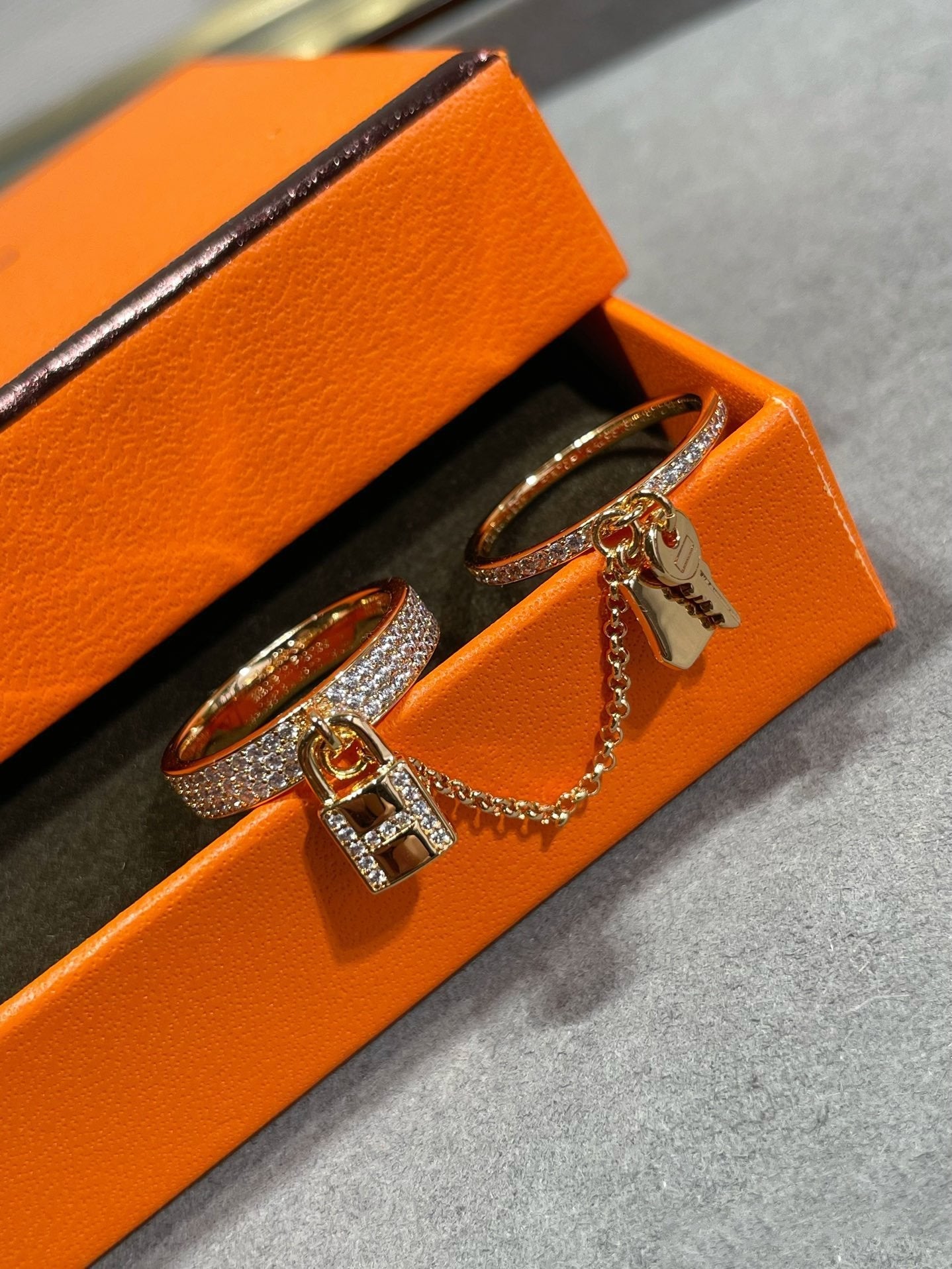 [Amore]HM KELLY CLOCHETTE DOUBLE RING IN  WITH DIAMONDS