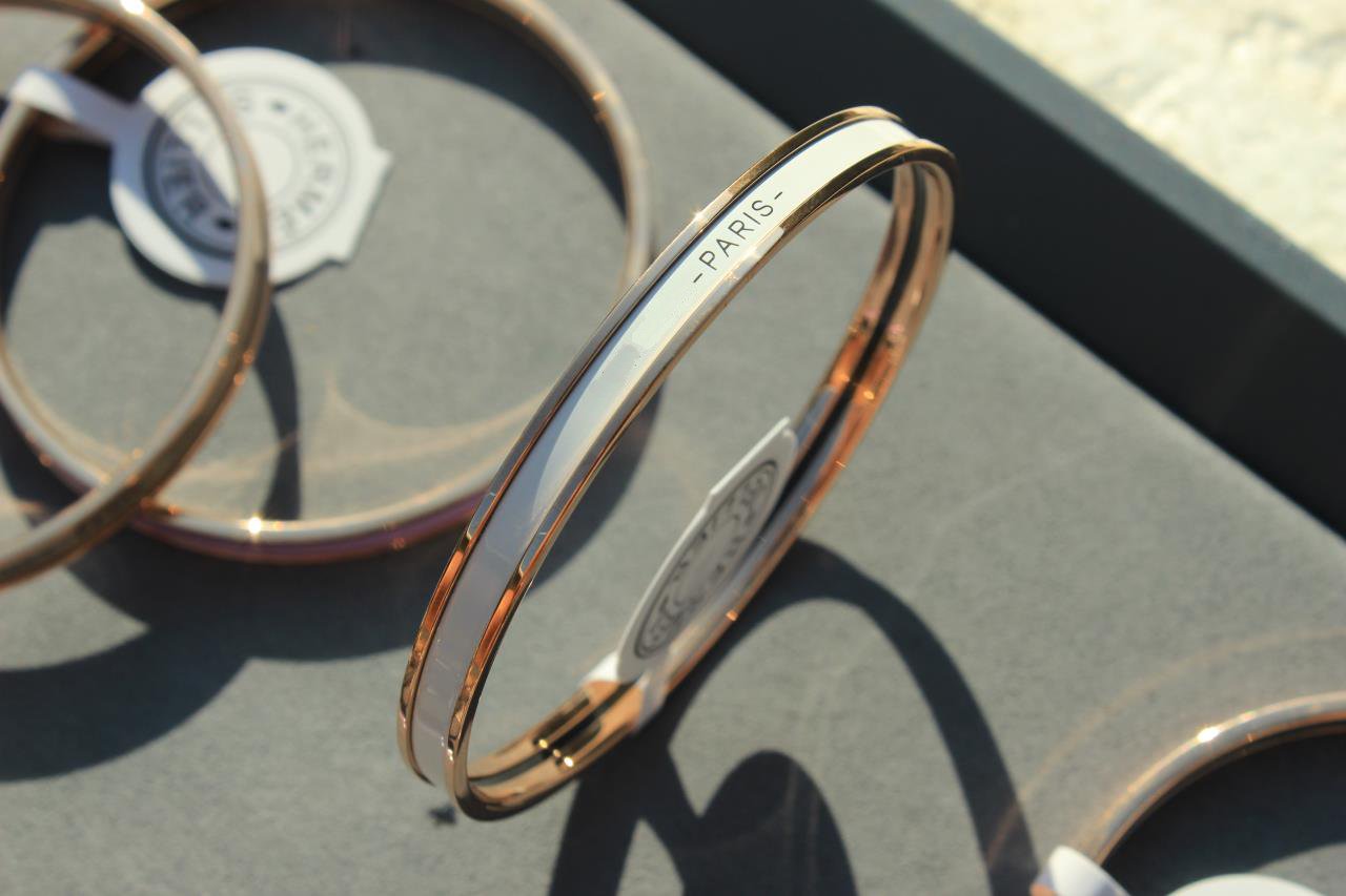 [Amore]HM UNI BANGLE BAG