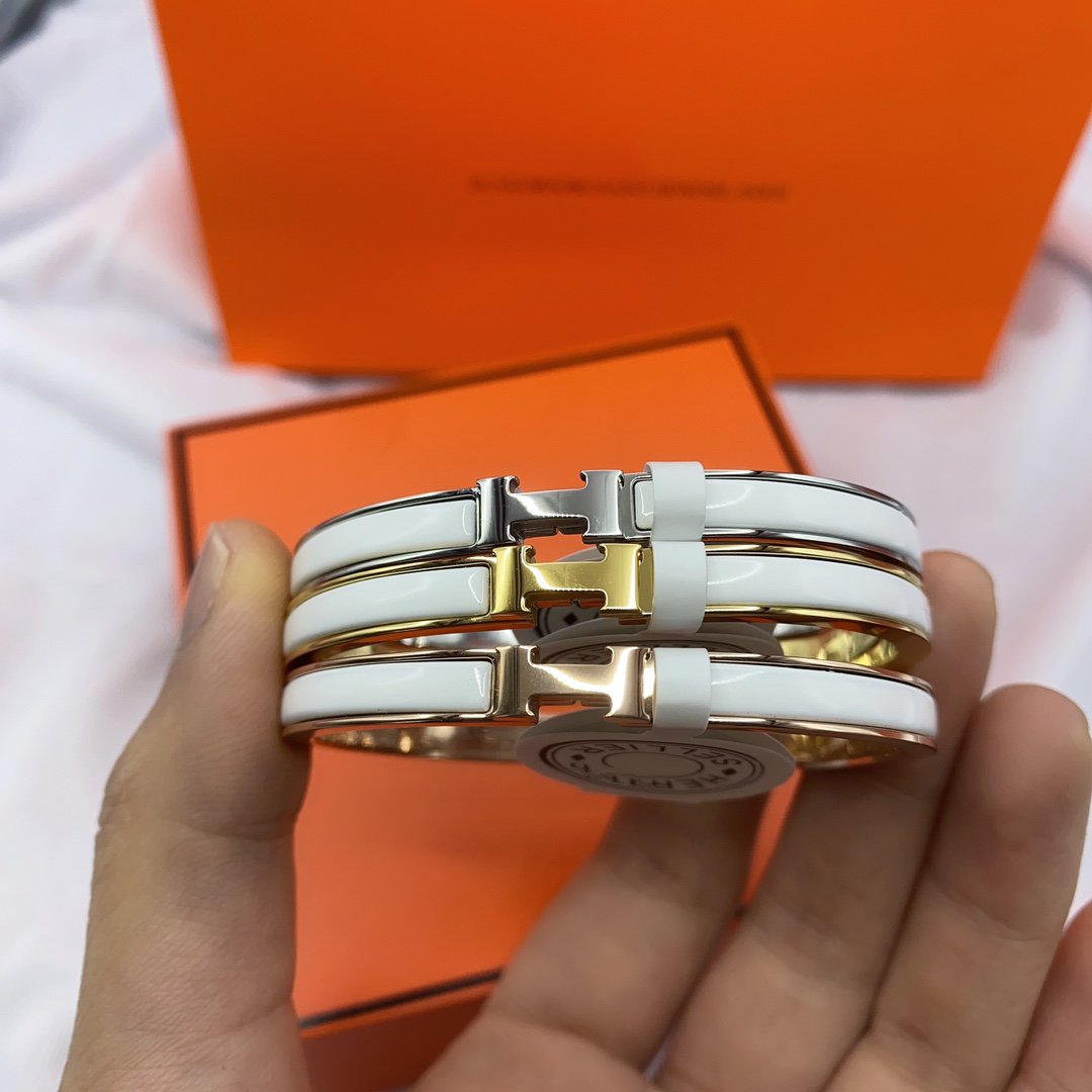 [Amore]CLASSIC HM CLIC WHITE 8MM ENAMEL BRACELET