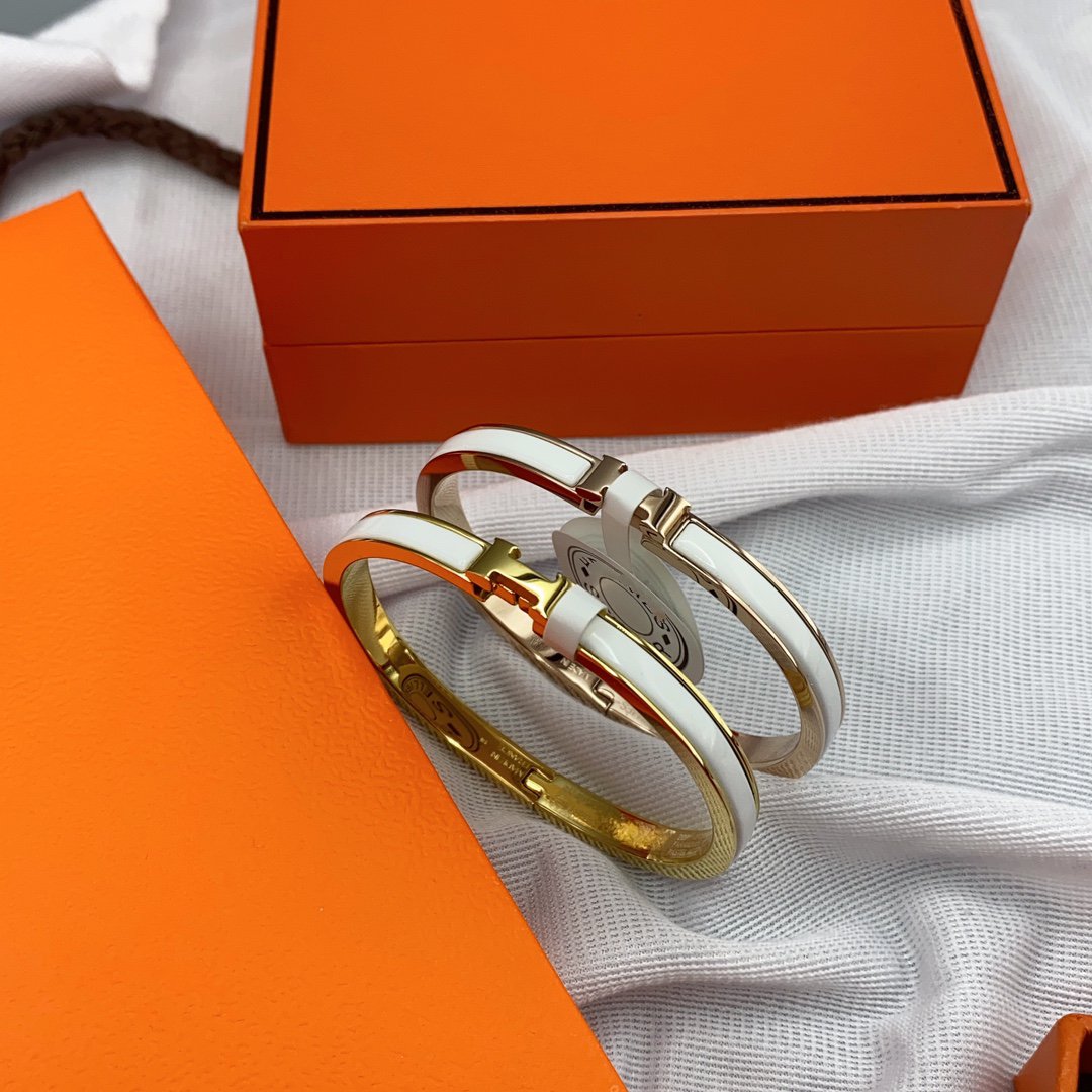 [Amore]CLASSIC HM CLIC WHITE 8MM ENAMEL BRACELET