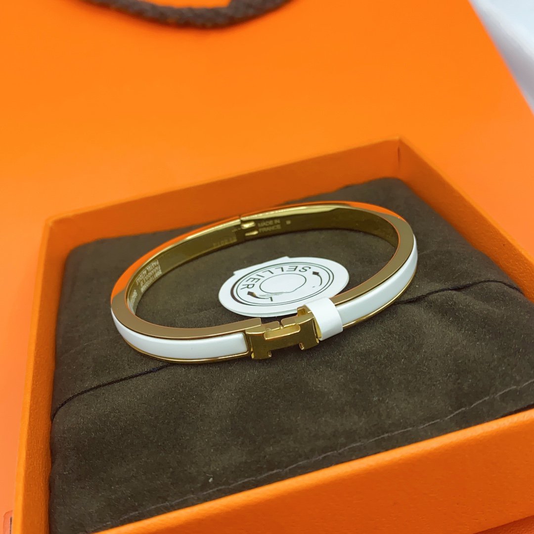 [Amore]CLASSIC HM CLIC WHITE 8MM ENAMEL BRACELET