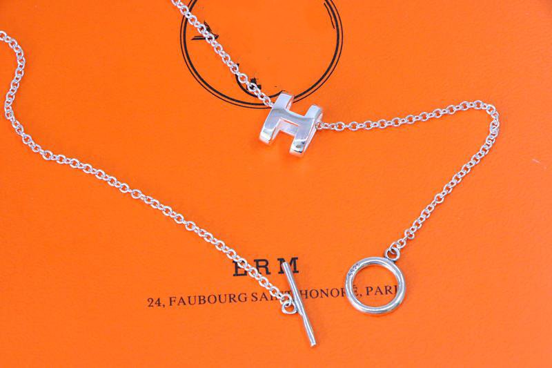 [Amore]HM NECKLACE H LETTER OVAL SERIES
