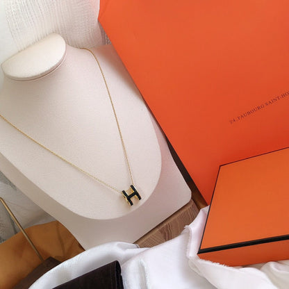 [Amore]HM CLIC BLACK ENAMEL GOLD NECKLACE