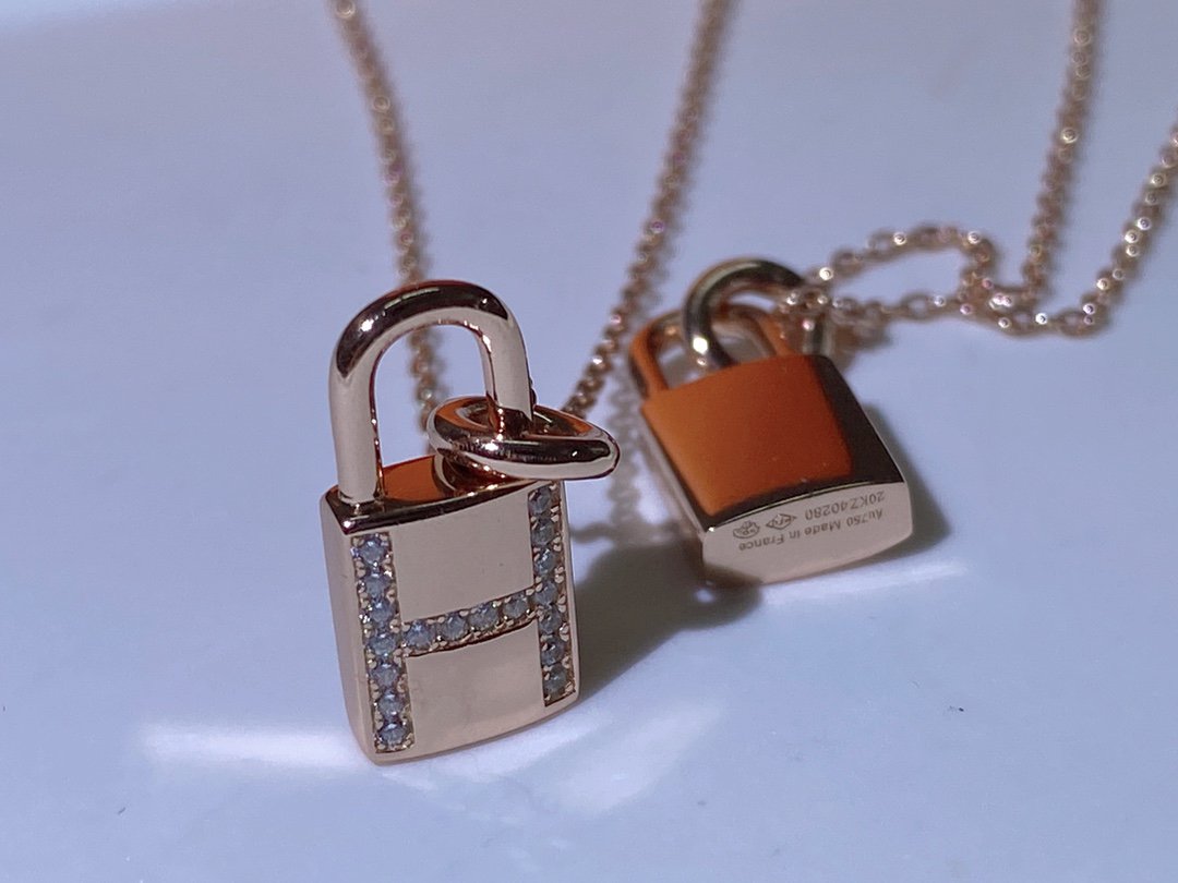[Amore]HM ADVANCED NICHE LOCK HEAD NECKLACE DIAMONDS
