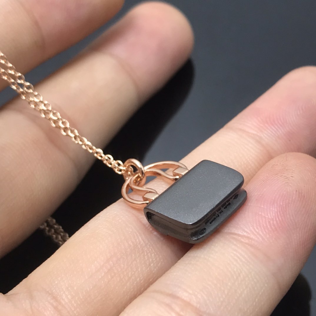 [Amore]WOMEN'S HM AMULETTES CONSTANCE PENDANT NECKLACE