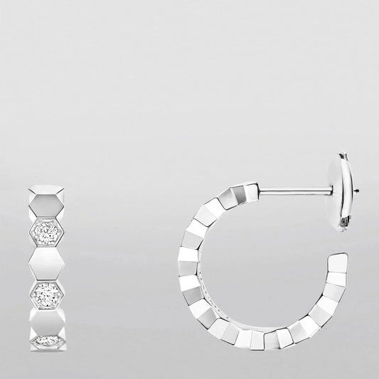 [Amore]Hollow Design Four-Leaf Clover Flower Shape Ring