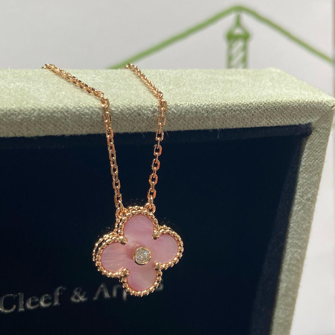 [Amore]CLOVER 15MM DIAMOND PINK MOP NECKLACE