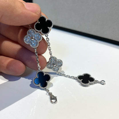 [Amore] CLOVER 5 MOTIF ONYXS BRACELET COLLECTION