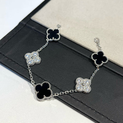 [Amore] CLOVER 5 MOTIF ONYXS BRACELET COLLECTION
