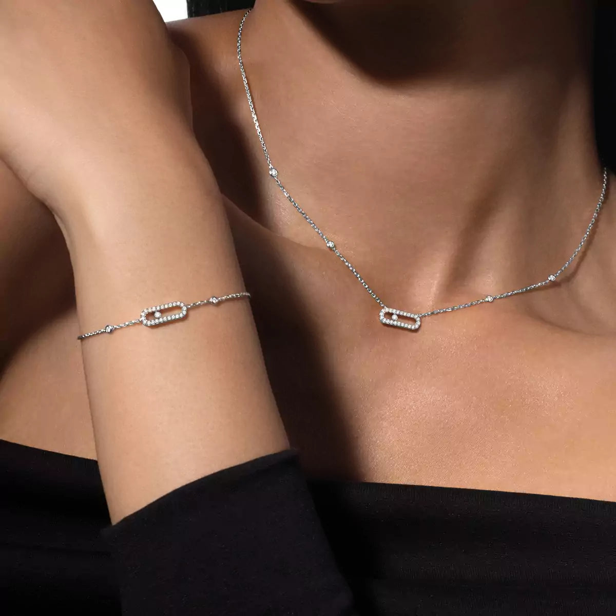 [Amore]Diamond Necklace Move Uno