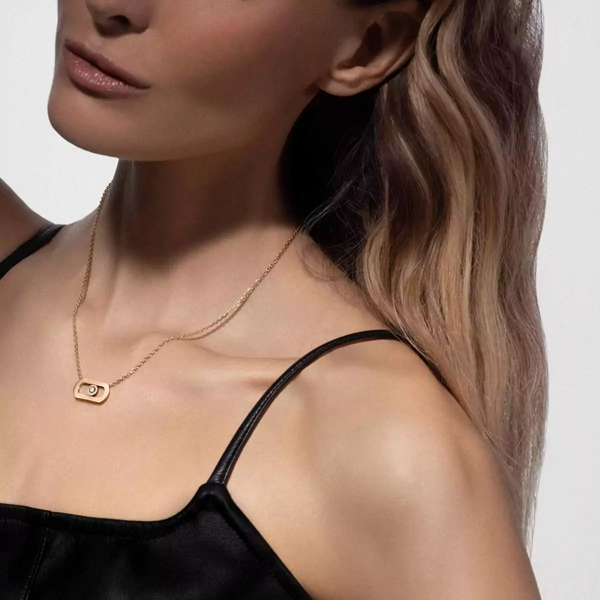 [Amore]So Move Diamond Necklace in Gold