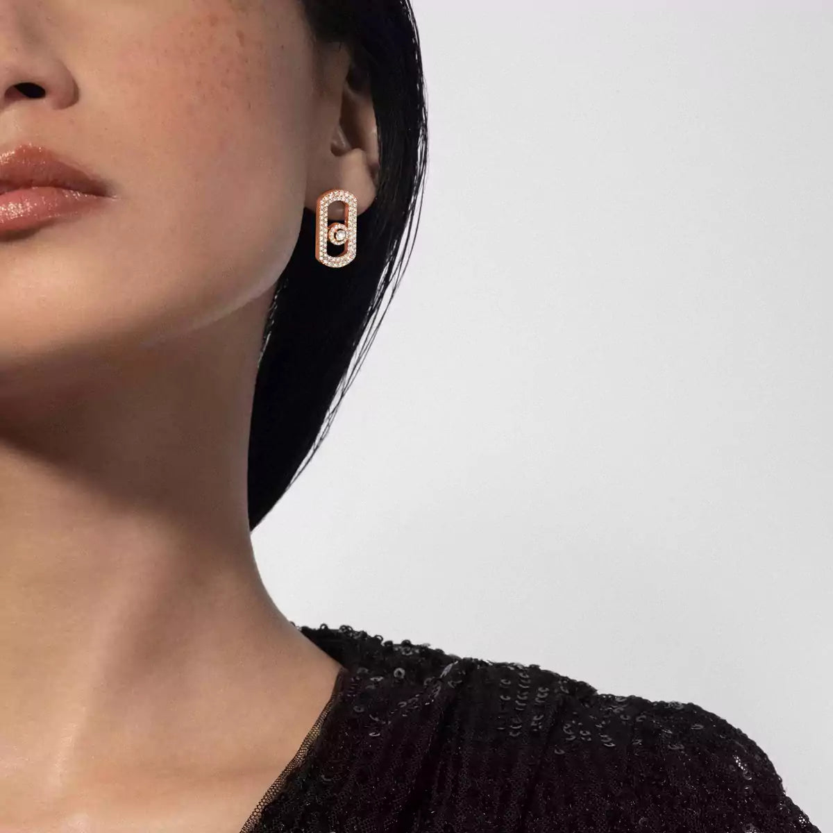 [Amore]So Move Pave_-Set Diamond Earrings in Silver
