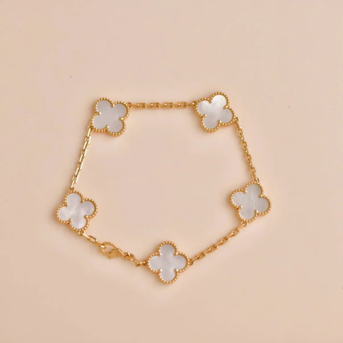 [Amore]CLOVER WHITE PEARL MOP 5 MOTIF BRACELET COLLECTION