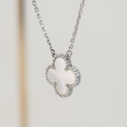 [Amore]CLOVER  15MM WHITE MOTHER-OF-PEARL SILVER