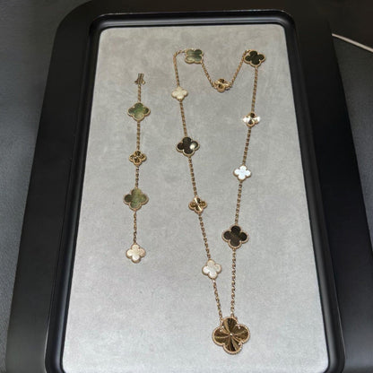 [Amore]DETACHABLE CLOVER 15(11+4) FLOWER ROSE GOLD NECKLACE SET