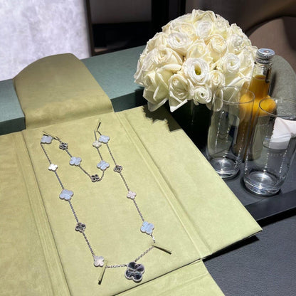 [Amore]DETACHABLE CLOVER 15(11+4) FLOWER SILVER NECKLACE SET