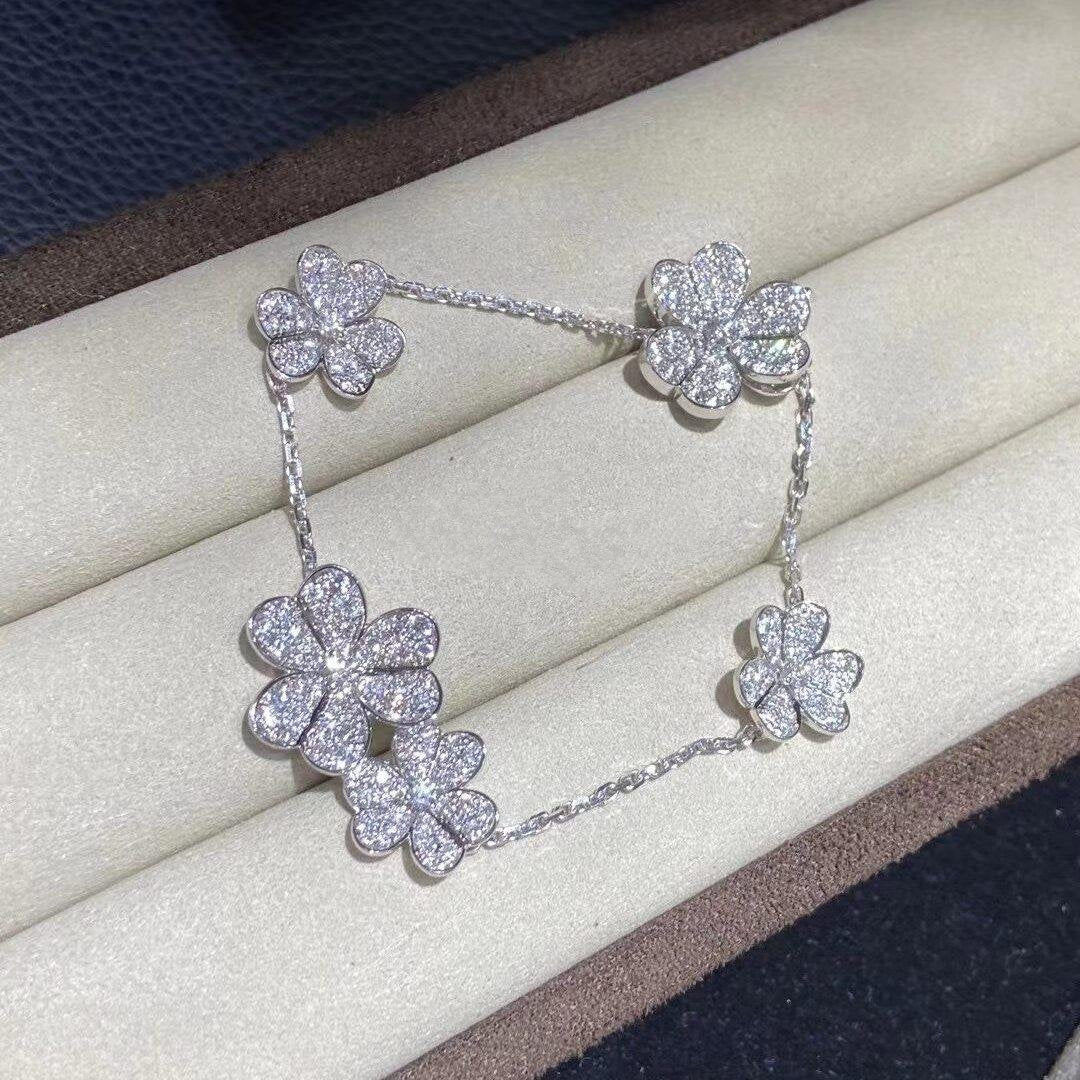 [Amore]FRIVOLE SILVER 5 FLOWERS BRACELET