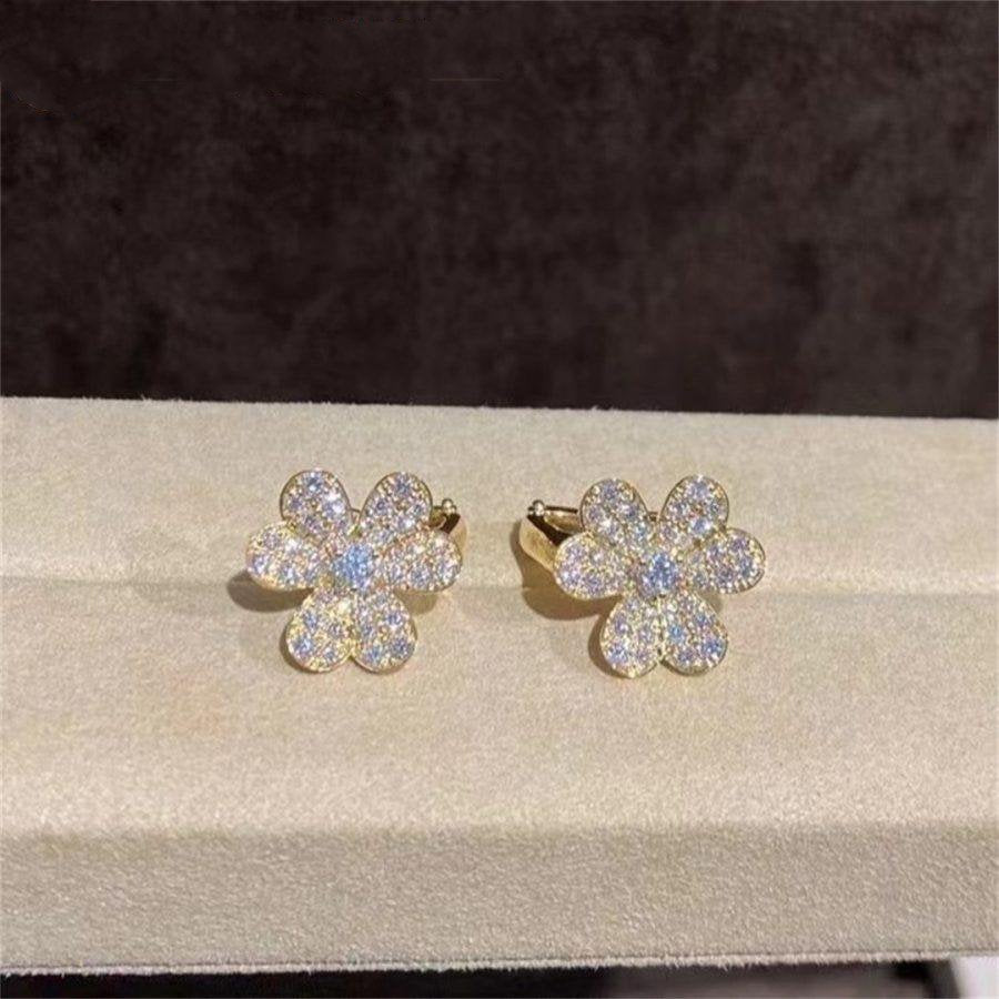 [Amore]FRIVOLE GOLD FLOWER DIAMOND EARRINGS