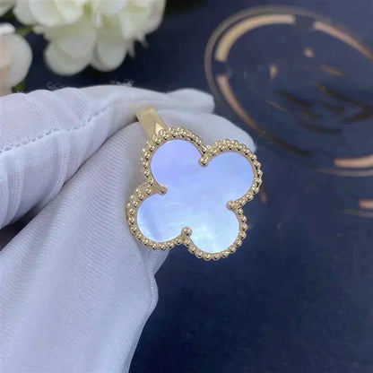 [Amore]CLOVER WHITE MOP RING