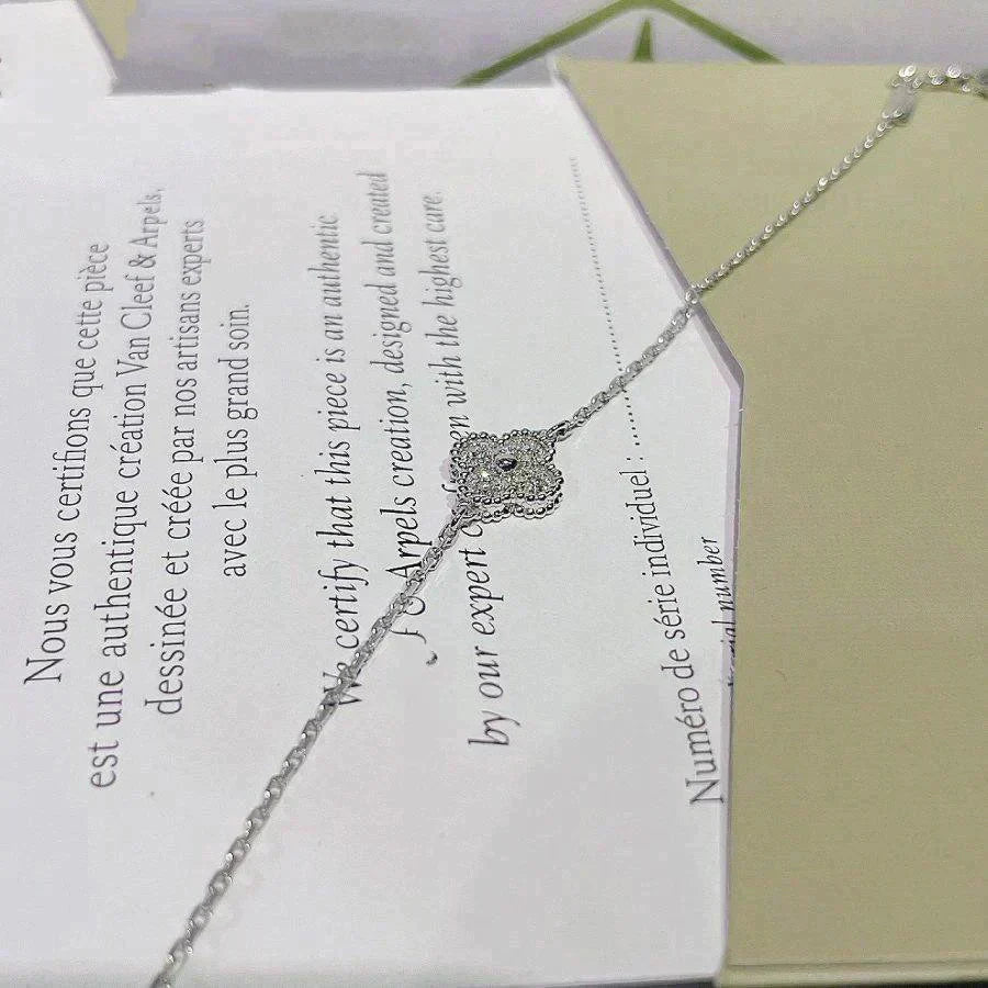 [Amore]CLOVER  SINGLE FLOWER BRACELET SILVER