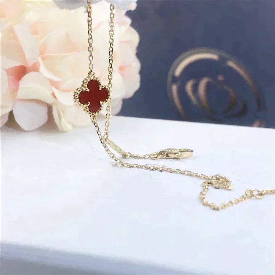 [Amore]CLOVER  CARNELIAN SINGLE FLOWER BRACELET