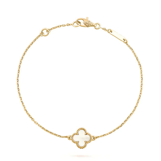 [Amore]CLOVER WHITE MOP SINGLE FLOWER BRACELET