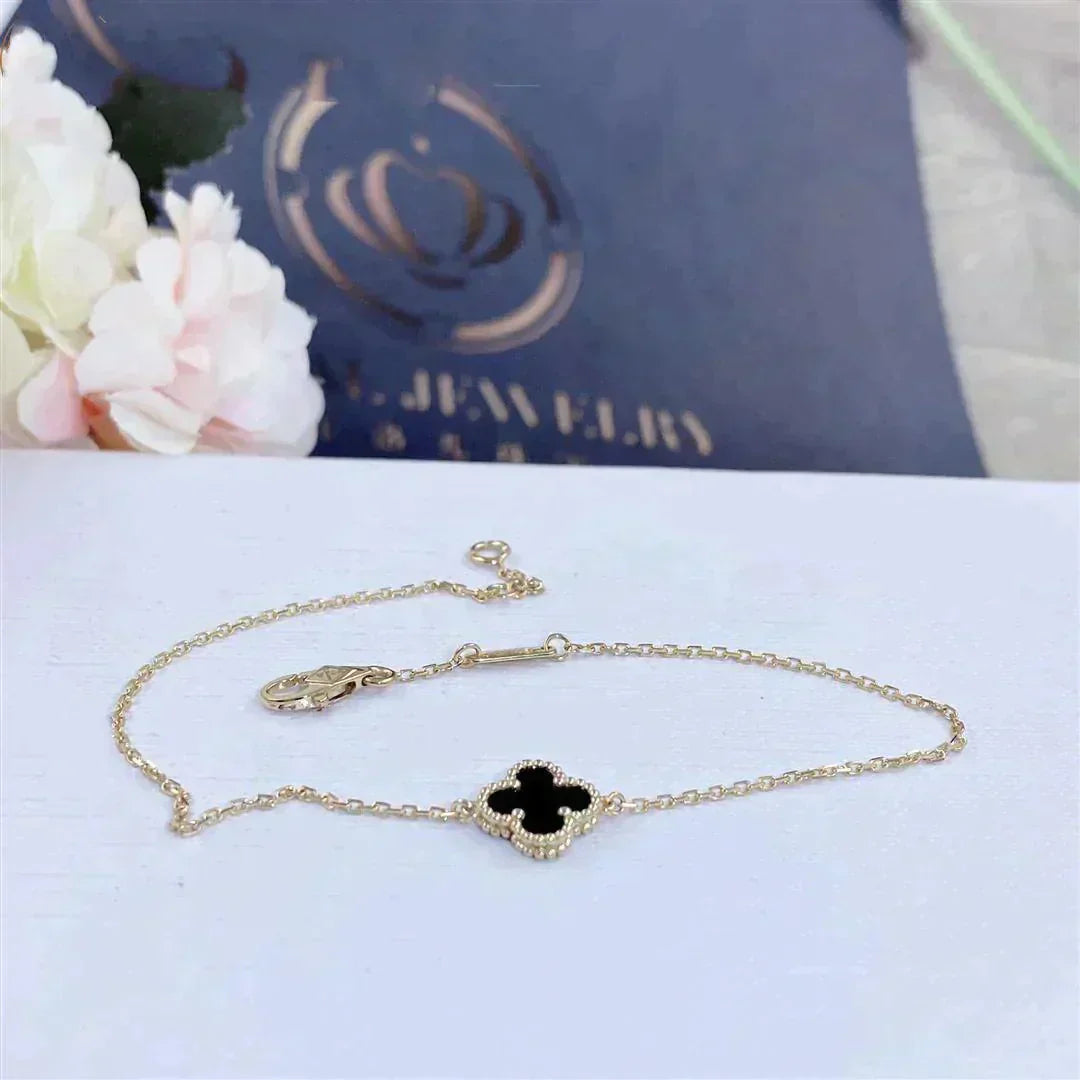 [Amore]CLOVER ONYX SINGLE FLOWER BRACELET