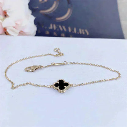 [Amore]CLOVER ONYX SINGLE FLOWER BRACELET