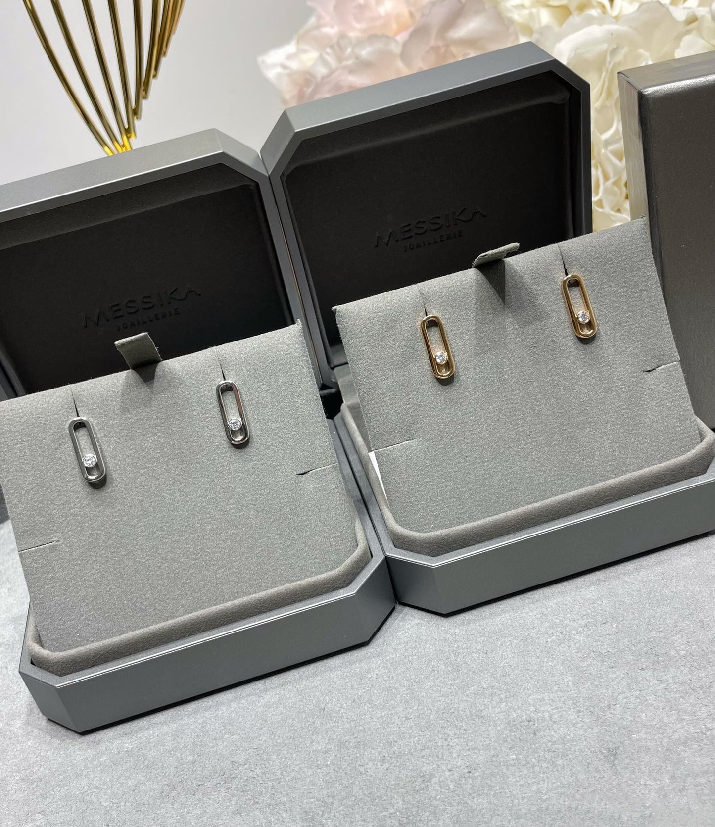 [Amore]MOVE UNO SMALL 1 DIAMOND EARRINGS