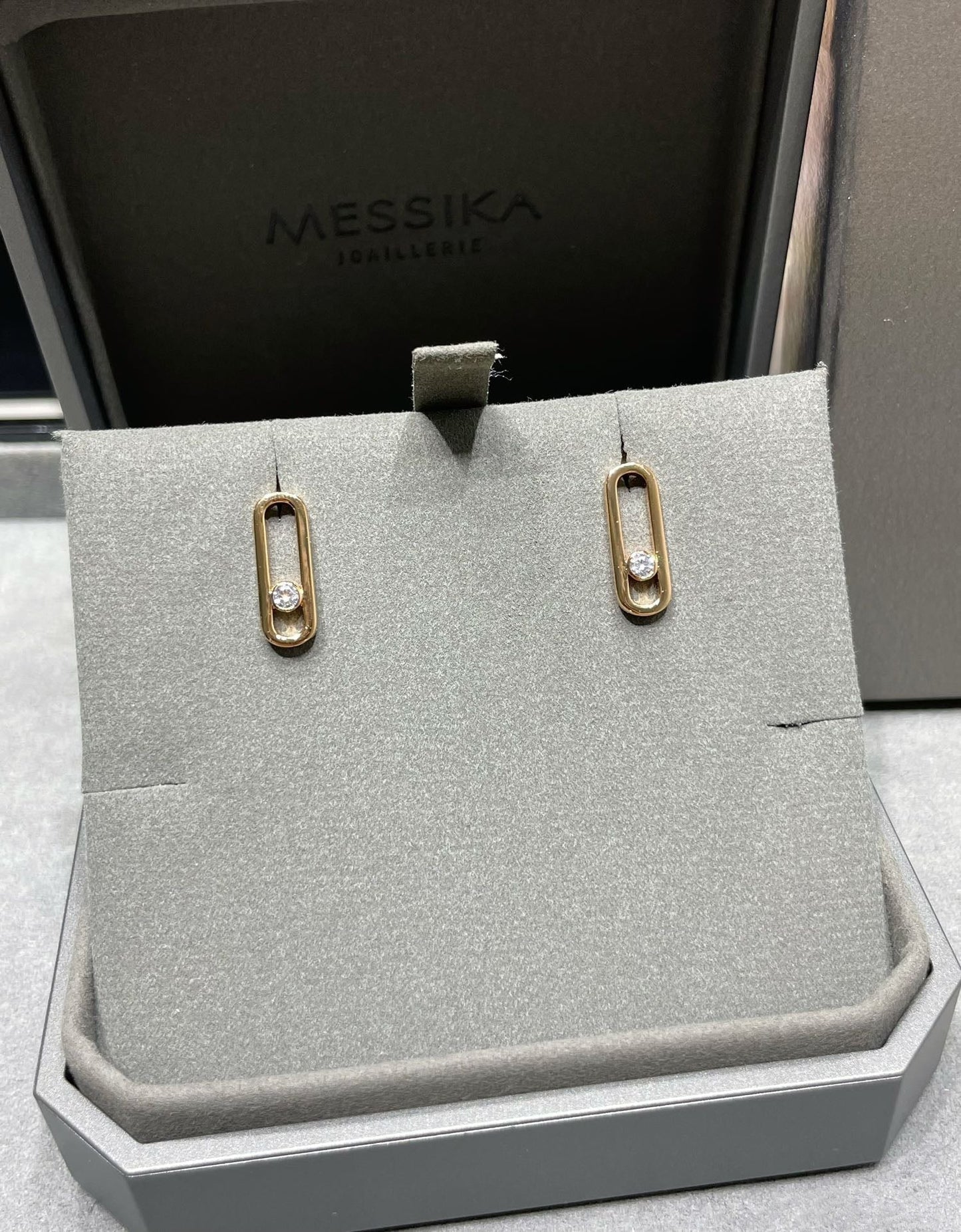 [Amore]MOVE UNO SMALL 1 DIAMOND EARRINGS