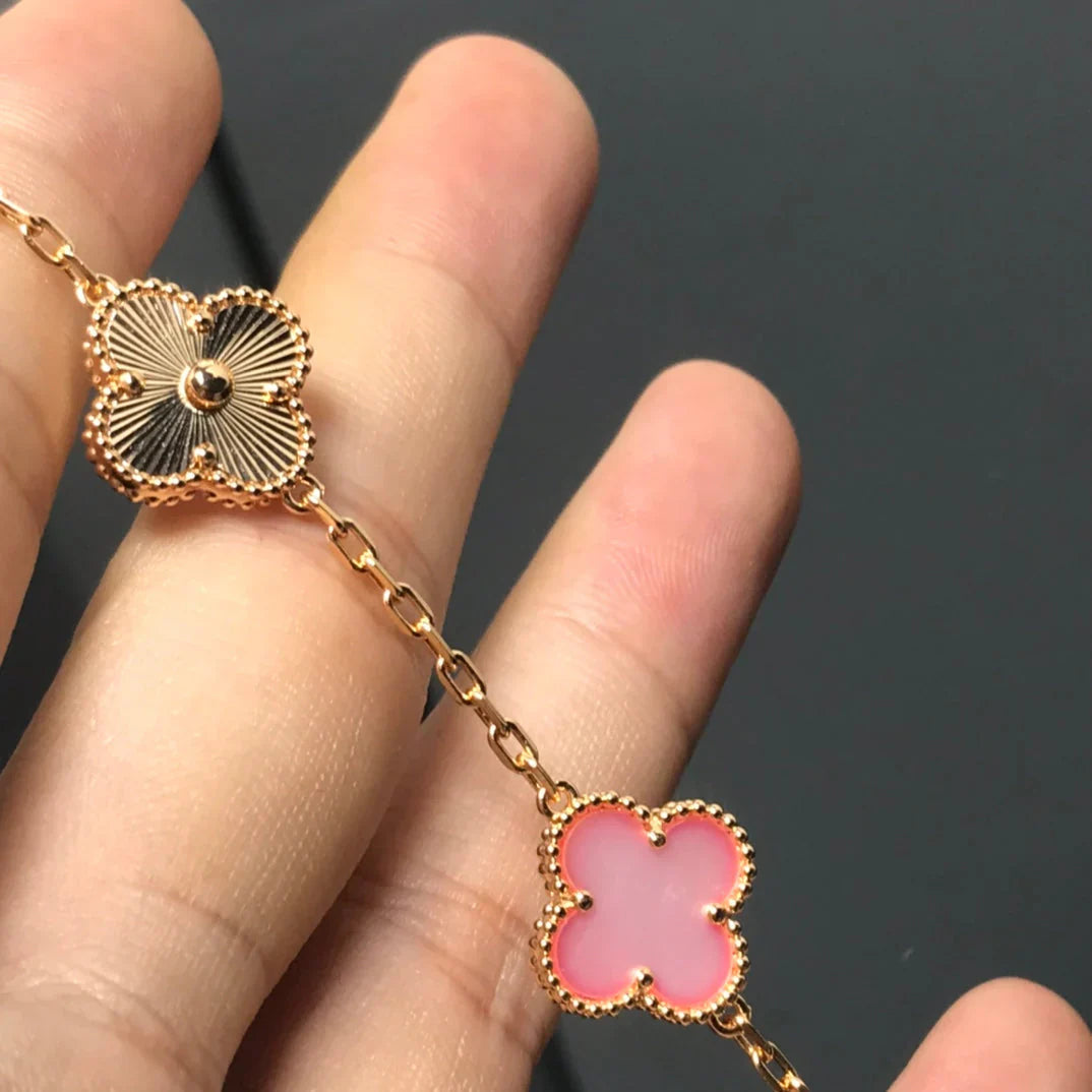 [Amore] CLOVER 5 MOTIFS  PINK MOP BRACELET COLLECTION